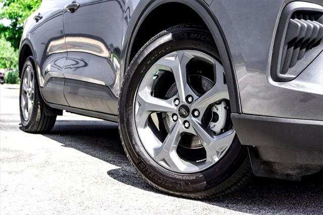 2025 Ford Escape ST-Line 2025 Ford Escape ST-Line