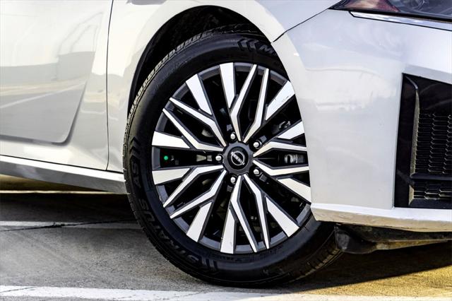 2023 Nissan Altima SV FWD