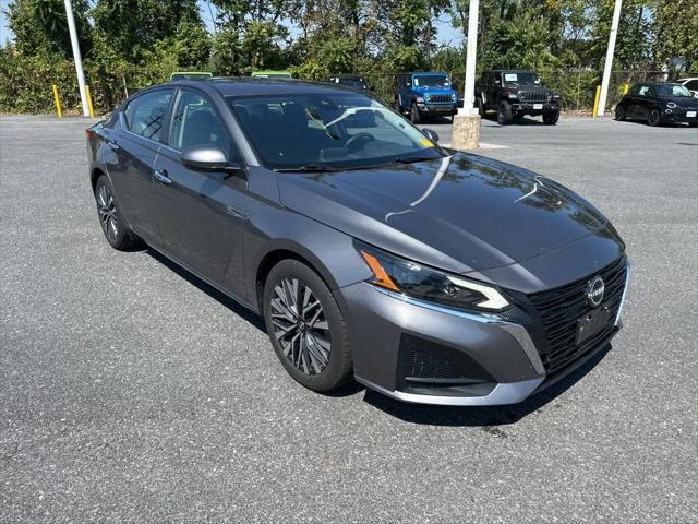 2023 Nissan Altima SV FWD