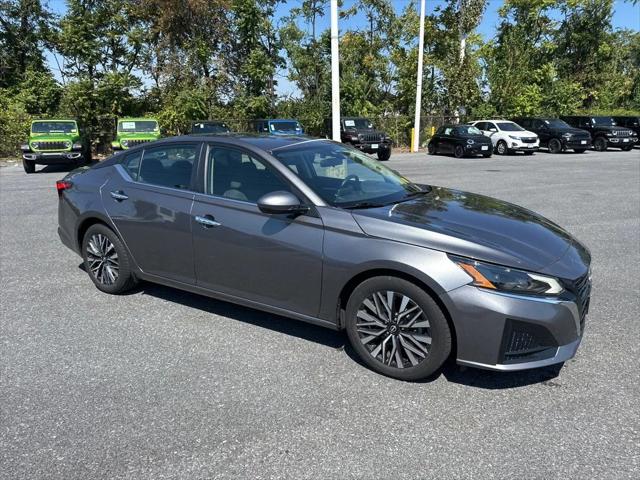 2023 Nissan Altima SV FWD