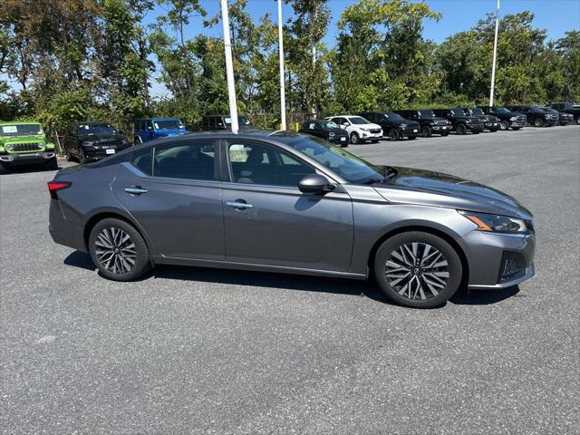 2023 Nissan Altima SV FWD