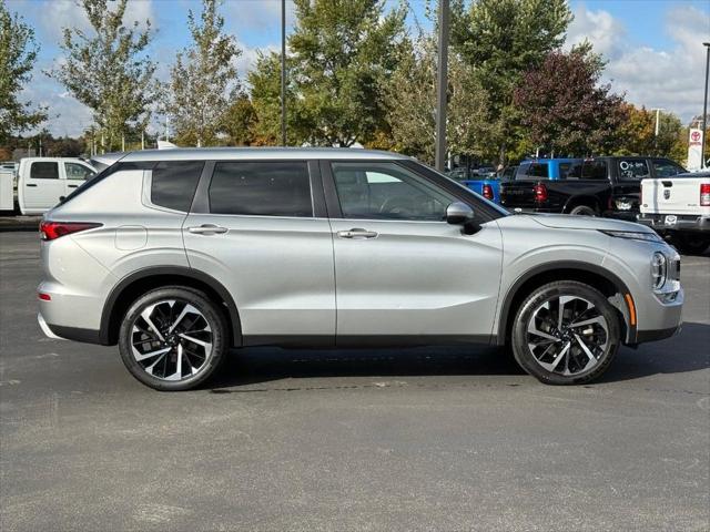 2023 Mitsubishi Outlander SE Black Edition S-AWC 2023 Mitsubishi Outlander SE Black Edition S-AWC