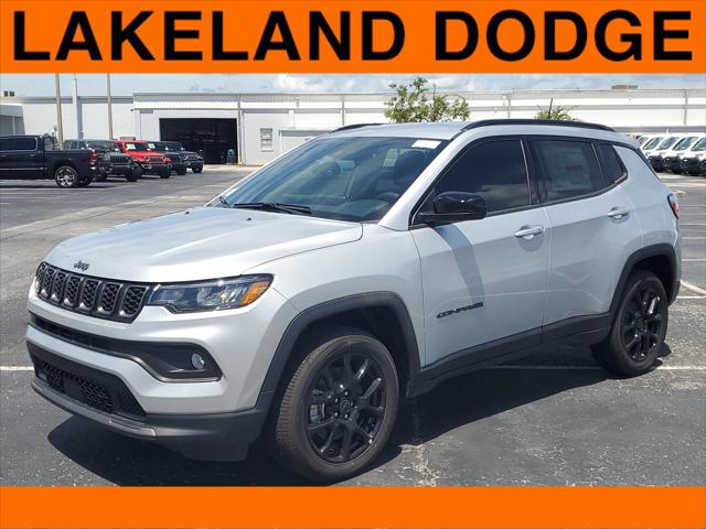 2025 Jeep Compass COMPASS LATITUDE 4X4