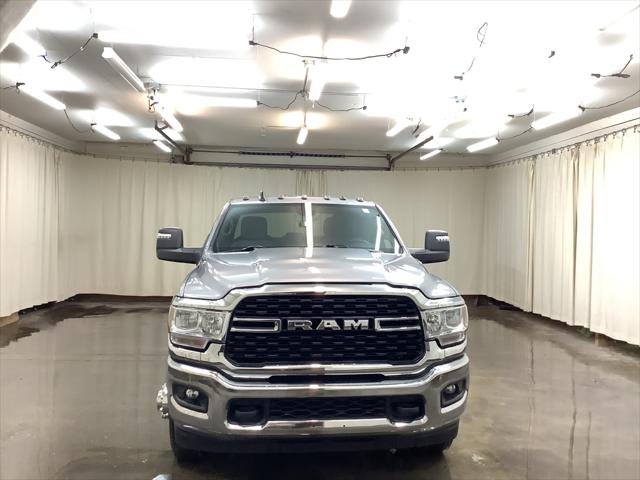 2024 RAM 3500 Big Horn Crew Cab 4x4 8 Box 2024 RAM 3500 Big Horn Crew Cab 4x4 8 Box
