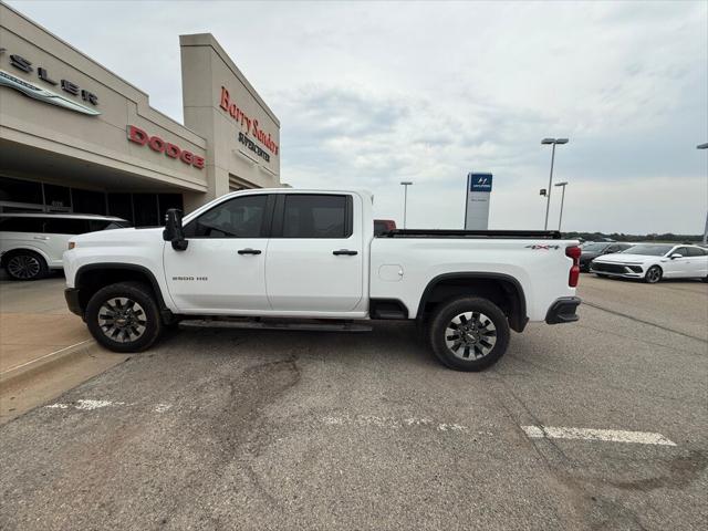 2022 Chevrolet Silverado 2500HD 4WD Crew Cab Standard Bed Custom