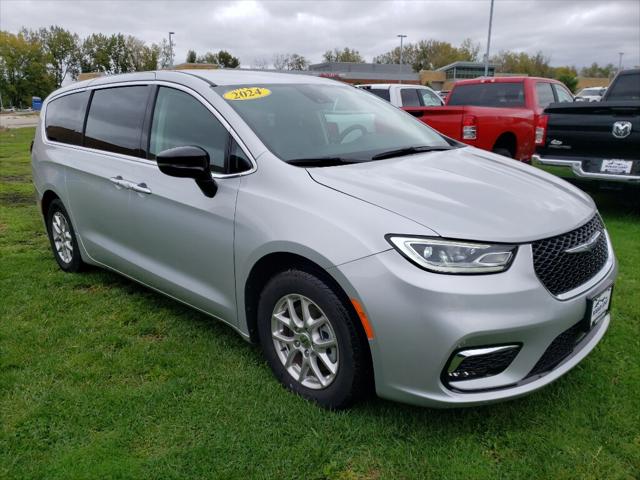 2024 Chrysler Pacifica Touring L 2024 Chrysler Pacifica Touring L