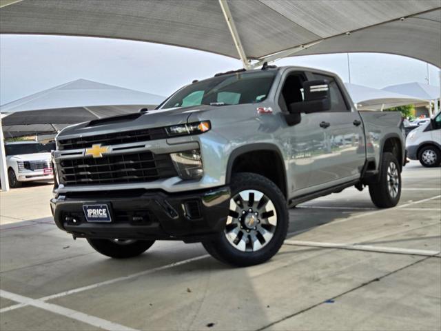 2024 Chevrolet Silverado 2500HD 4WD Crew Cab Standard Bed Custom