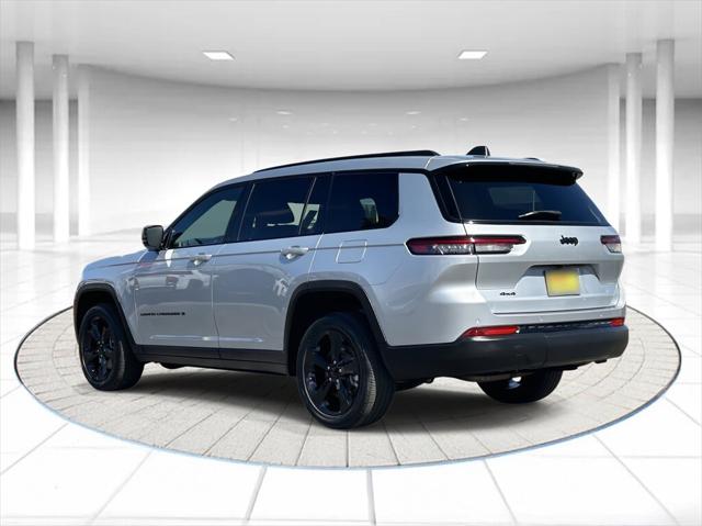 2023 Jeep Grand Cherokee L Altitude 4x4