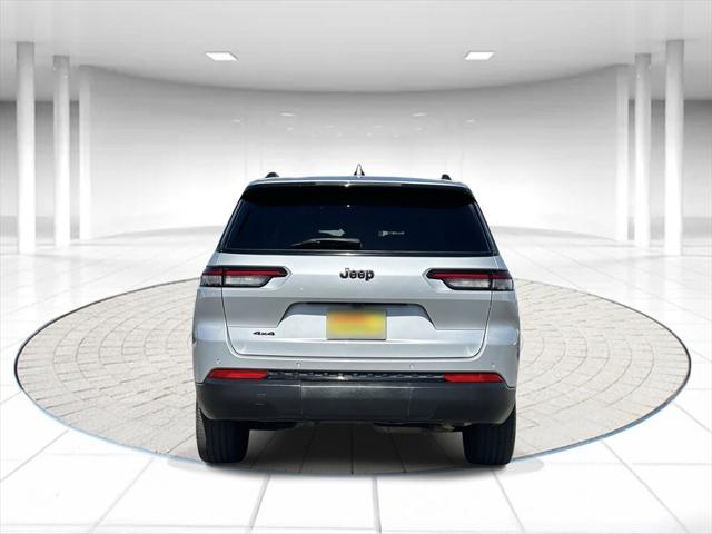 2023 Jeep Grand Cherokee L Altitude 4x4