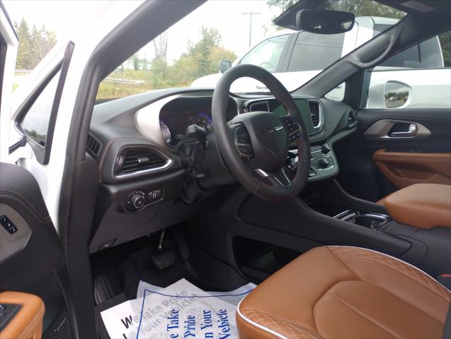 2024 Chrysler Pacifica Pinnacle AWD 2024 Chrysler Pacifica Pinnacle AWD