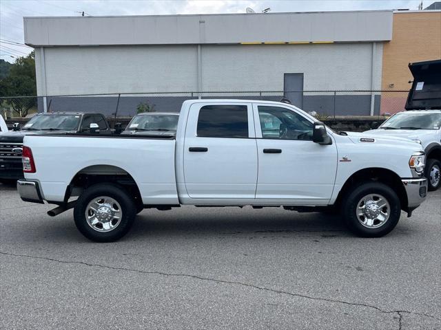 2024 RAM 2500 Tradesman Crew Cab 4x4 64 Box 2024 RAM 2500 Tradesman Crew Cab 4x4 64 Box