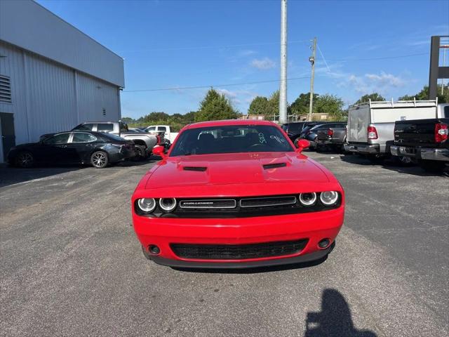 2016 Dodge Challenger SXT