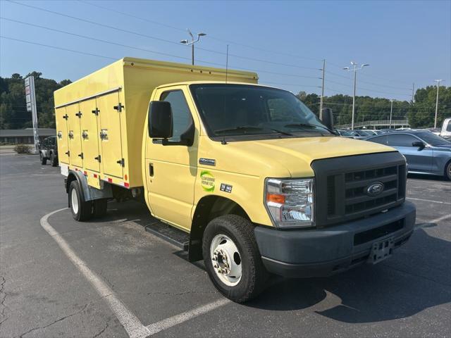 2019 Ford E-450 Cutaway Base