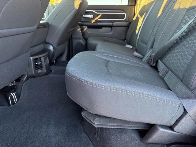 2026 Ram 2500 Big Horn Crew Cab 4x4 6'4" Box