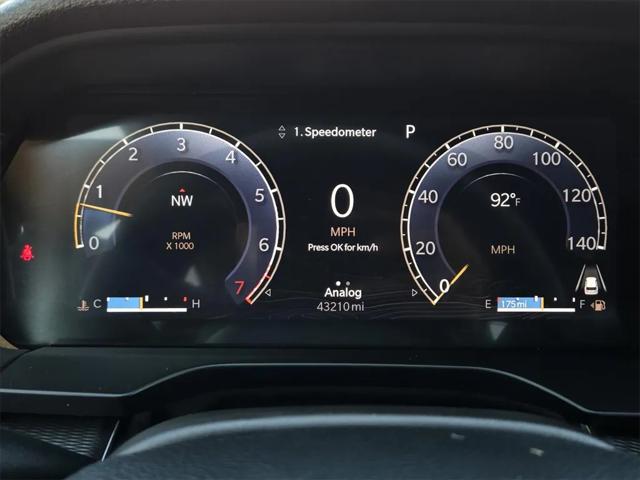 2024 Jeep Grand Cherokee L Altitude 4x4 2024 Jeep Grand Cherokee L Altitude 4x4