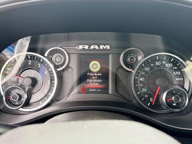 2023 Ram 1500 Big Horn Crew Cab 4x4 57 Box