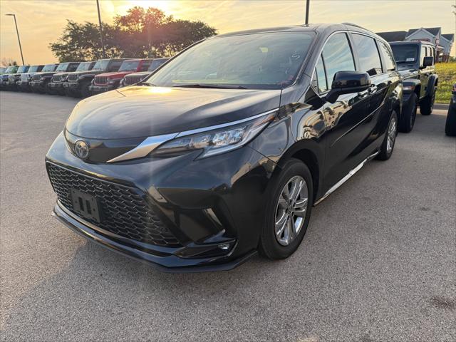2022 Toyota Sienna XSE
