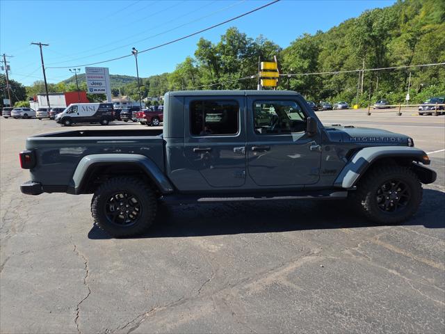 2025 Jeep Gladiator GLADIATOR HIGH TIDE 4X4