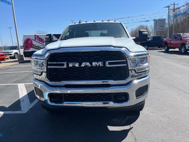 2024 RAM 2500 Tradesman Crew Cab 4x4 64 Box 2024 RAM 2500 Tradesman Crew Cab 4x4 64 Box