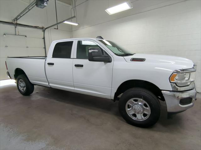 2024 RAM 3500 Tradesman Crew Cab 4x4 8 Box 2024 RAM 3500 Tradesman Crew Cab 4x4 8 Box