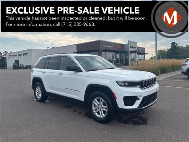 2023 Jeep Grand Cherokee Laredo 4x4 2023 Jeep Grand Cherokee Laredo 4x4