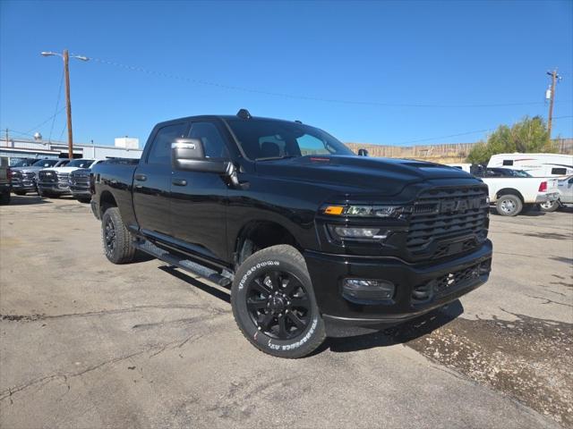 2026 RAM Ram 2500 RAM 2500 BLACK EXPRESS CREW CAB 4X4 64 BOX