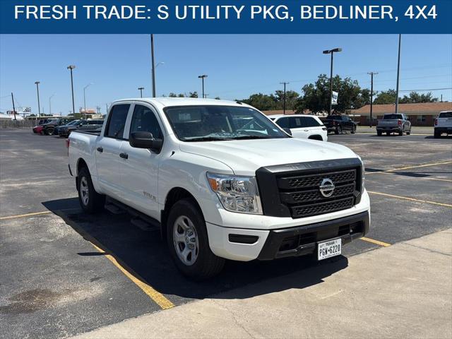 2021 Nissan TITAN Crew Cab S 4x4 2021 Nissan TITAN Crew Cab S 4x4