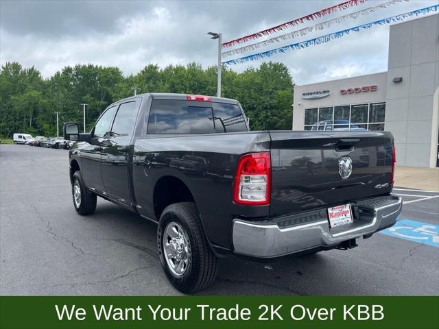 2024 RAM 2500 Tradesman Crew Cab 4x4 64 Box