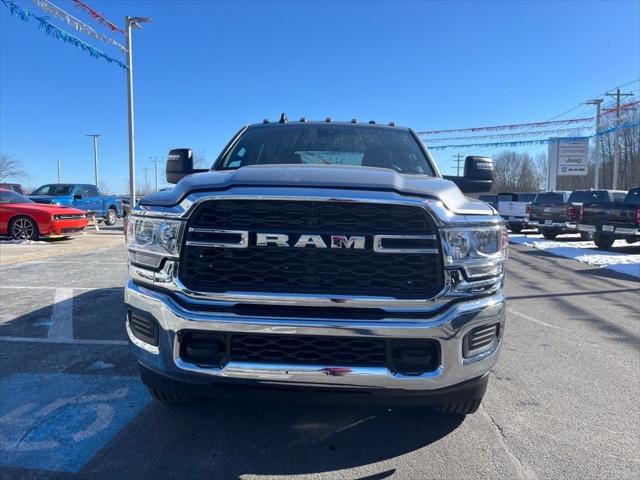 2024 RAM 2500 Tradesman Crew Cab 4x4 64 Box 2024 RAM 2500 Tradesman Crew Cab 4x4 64 Box