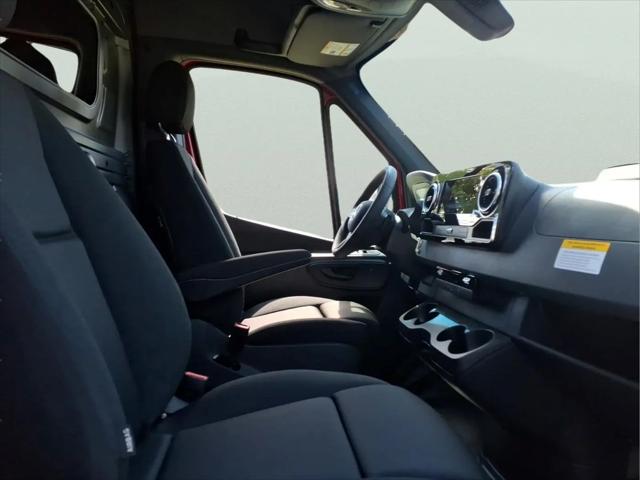 2025 Mercedes-Benz Sprinter 2500 Standard Roof 4-Cyl Diesel