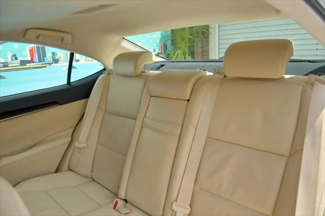 2013 Lexus ES 350 ES 350