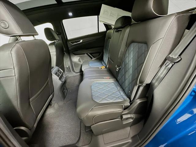 2026 Volkswagen Atlas Cross Sport SEL Premium R-Line