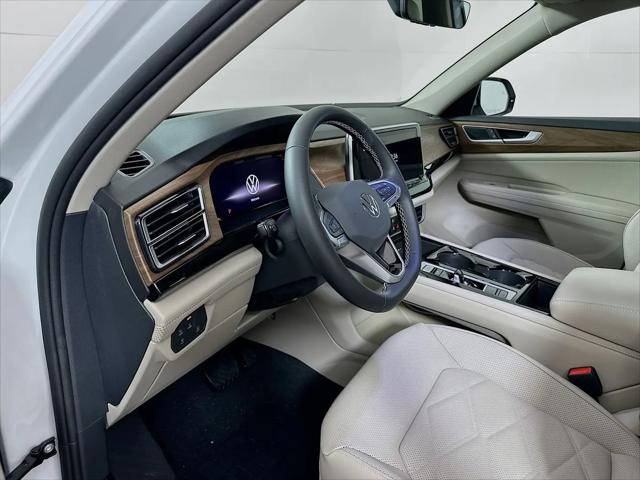 2026 Volkswagen Atlas SE with Technology