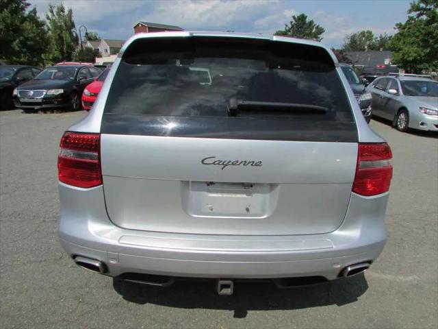 2008 Porsche Cayenne Standard