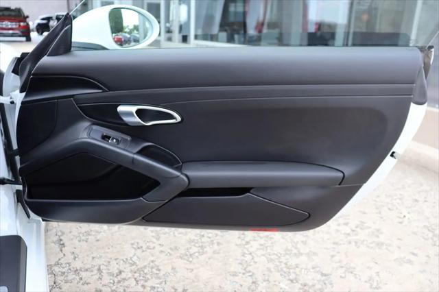 2019 Porsche 718 Cayman Standard