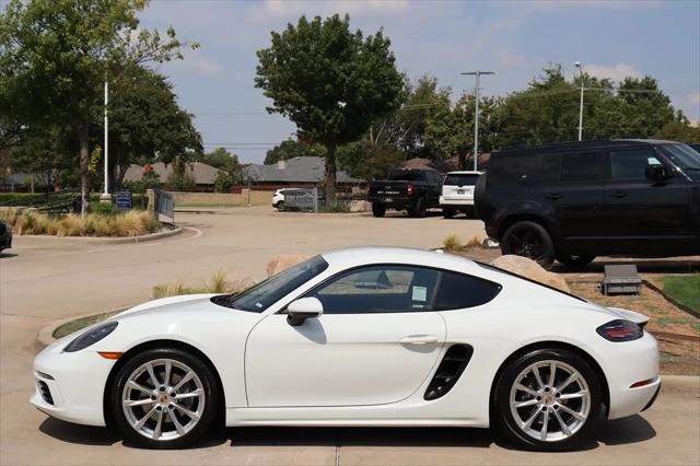 2019 Porsche 718 Cayman Standard