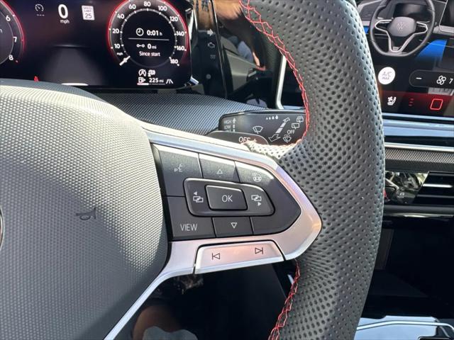 2025 Volkswagen Golf GTI 2.0T SE