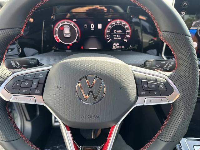 2025 Volkswagen Golf GTI 2.0T SE