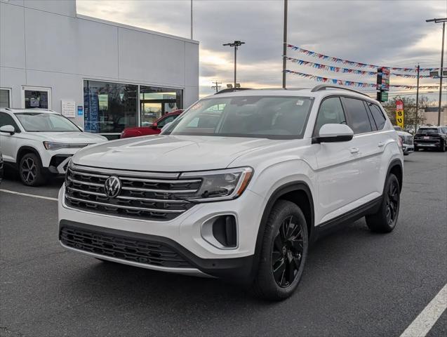 2026 Volkswagen Atlas SE with Technology