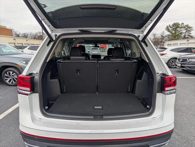 2026 Volkswagen Atlas SE with Technology