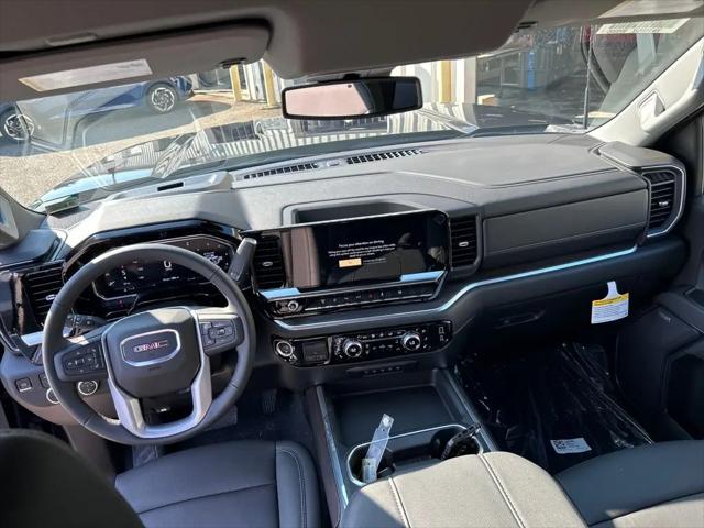 2026 GMC Sierra 2500HD Crew Cab, Standard Bed, SLT, 4WD