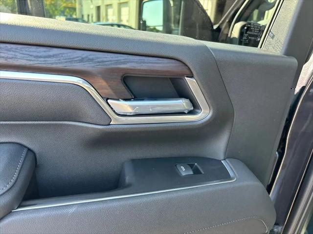 2026 GMC Sierra 2500HD Crew Cab, Standard Bed, SLT, 4WD