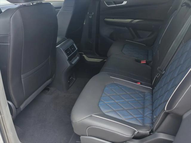 2026 Volkswagen Atlas Cross Sport SEL Premium R-Line
