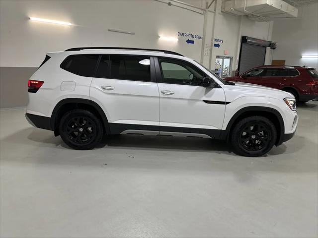 2026 Volkswagen Atlas Peak Edition