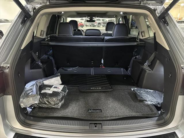 2026 Volkswagen Atlas SEL Premium R-Line