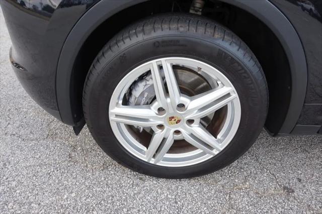 2014 Porsche Cayenne Platinum Edition