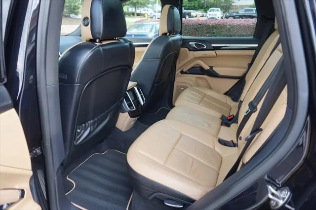 2014 Porsche Cayenne Platinum Edition