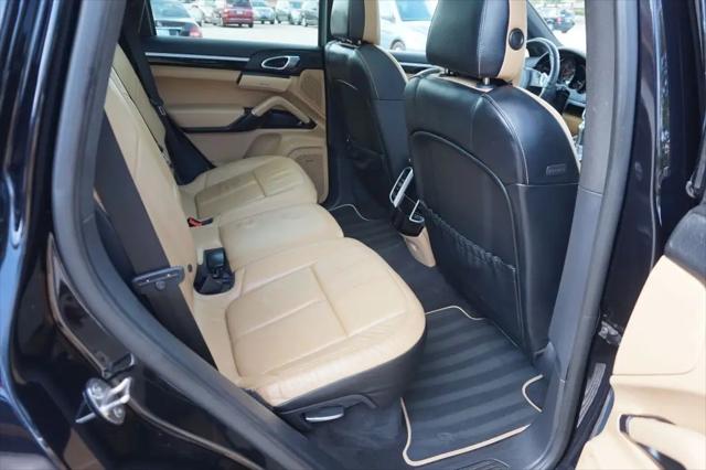 2014 Porsche Cayenne Platinum Edition