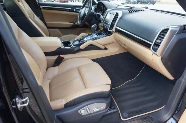 2014 Porsche Cayenne Platinum Edition
