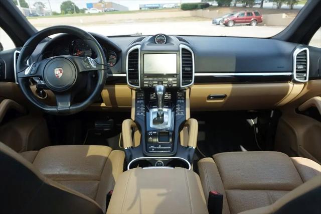 2014 Porsche Cayenne Platinum Edition